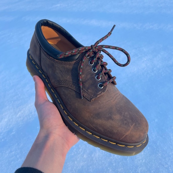 only worn once astounding condition brown - Picture 1 of 3